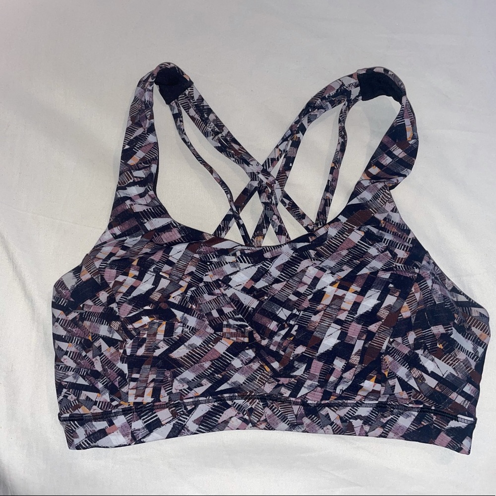 Lululemon free to be serene bra size 4